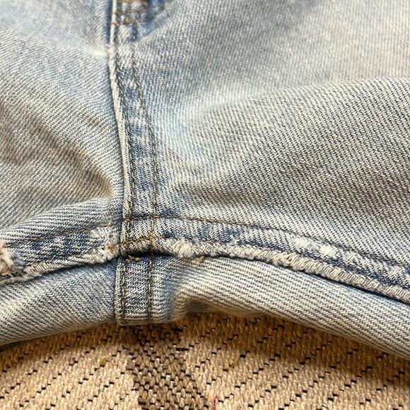 Everlane distressed knee high rise ankle jeans - Picture 13 of 16